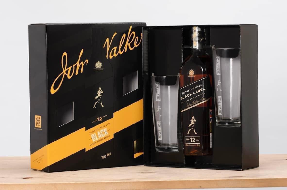 JW Black Label aged 12 years 40% 750ml 06x01 GB F23