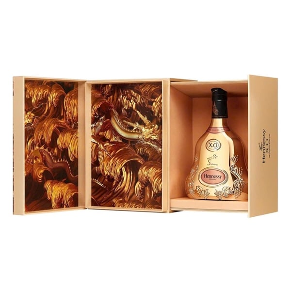 Hennessy XO New Year DELUXE 70cl C6