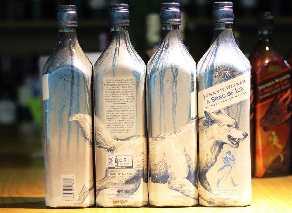 JOHNNIE WALKER A SONG OF ICE W/BOX |750 ML|40.2% ABV