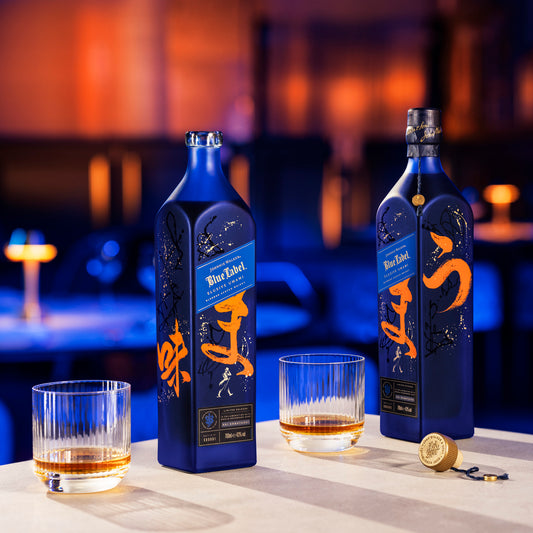 JOHNNIE WALKER CHO RA MẮT BLUE LABEL ELUSIVE UMAMI PHIÊN BẢN GIỚI HẠN