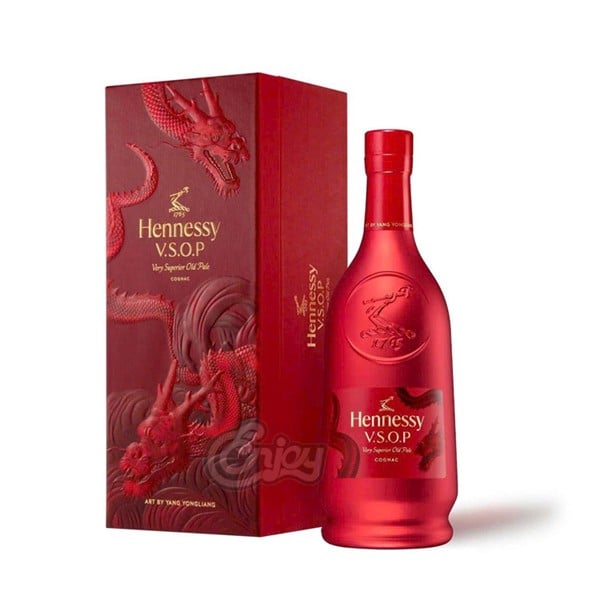 Hennessy VSOP New Year 700ml (Gift Box F24)