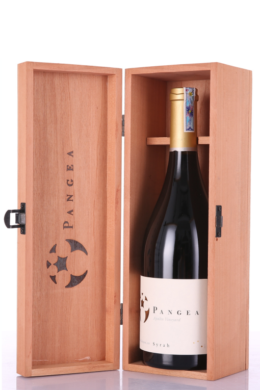 Ruou vang Pangea Syrah with box